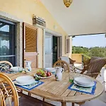 Casa Elena Al Mare Con Piscina 別荘