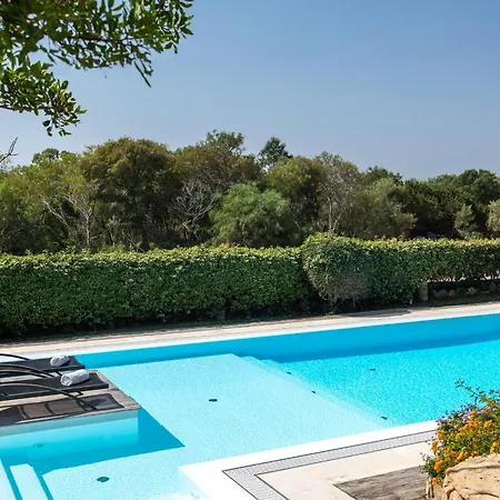 Дом отдыха Casa Elena Al Mare Con Piscina *