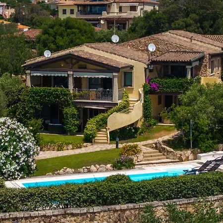 別荘 Casa Elena Al Mare Con Piscina *