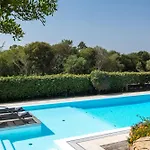 Дом отдыха Casa Elena Al Mare Con Piscina *