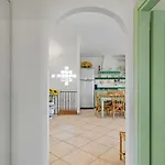Casa Elena Al Mare Con Piscina Дом отдыха