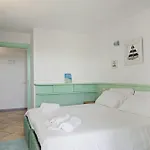Дом отдыха Casa Elena Al Mare Con Piscina Ольбия