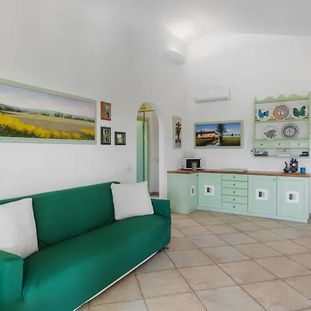 Casa Elena Al Mare Con Piscina Hébergement de vacances