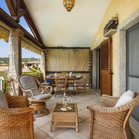 Casa Elena Al Mare Con Piscina Hébergement de vacances