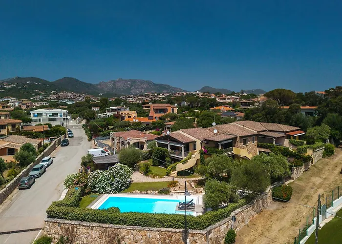 Hébergement de vacances Casa Elena Al Mare Con Piscina *