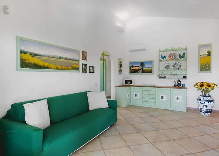 Casa Elena Al Mare Con Piscina Hébergement de vacances