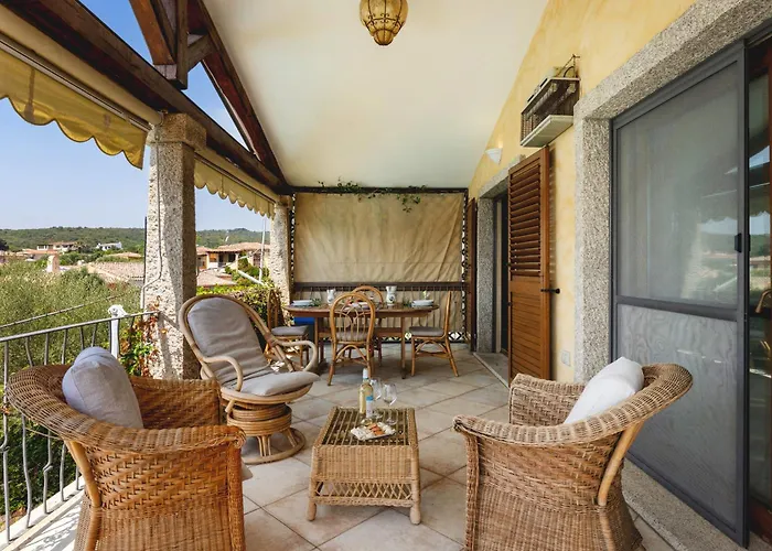 Casa Elena Al Mare Con Piscina בית נופש